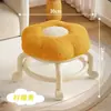 Taburete Bajo con Ruedas Florales Uso Doméstico Universal Rueda Pequeña con Ruedas Banco Dormitorio Estudiantil Habitación de Alquiler Taburete para Cambiar Zapatos