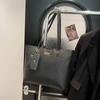 Bolso Tote Simple de Gran Capacidad Estilo Coreano Primavera 2025 Nicho Nueva Moda Bolso de Mano para Viaje Textura Bolso de Hombro