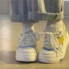 Zapatos blancos originales de nicho nuevos para mujer 2023 Verano populares para combinar con todo ins plataforma casual deportivos Zapatos de skate