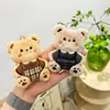 Boneca de Pelúcia Ursinho Fofo Desenho Animado Ornamento Pendurado Macacão Bobo Broche de Ursinho Mochila de Estudante Pingente de Boneca Pequena