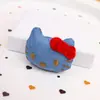 Broche Pingente de Pelúcia Desenho Animado Fofo Gato Kt Acessórios para Joias DIY Acessórios para Roupas Mochilas Materiais Atacado em Estoque