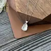 Pendente de Cabacinha de Calcedônia Branca de Alta Qualidade Prata S925 Incrustado com Ágata Colar Cor de Jade para Mulheres, Corrente de Clavícula Fashion de Luxo Leve para Socialites