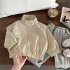 Chaqueta Infantil 2026 Primavera y Otoño Chaqueta para Niños Versátil Cortavientos Ropa de Abrigo Bebé Estilo Coreano Elegante Holgada Moderna