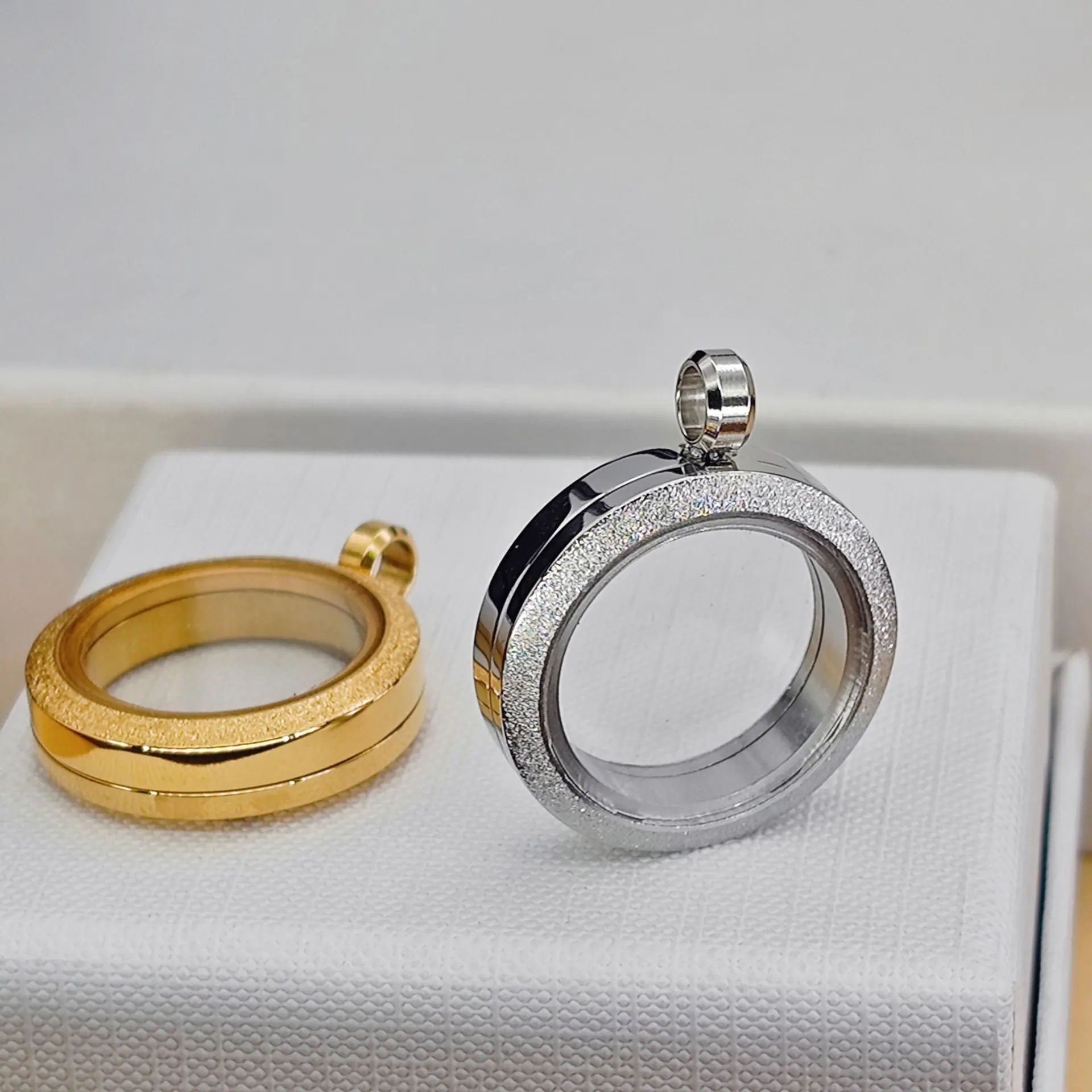 4021152db83ce30aed86381d537725