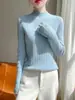 Top listo para usar de otoño e invierno, rayas verticales, amigable con la piel, cómodo, camiseta básica de cuello medio alto, acanalado, suave para el día a día, adelgazante, versátil