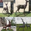 Escultura Grande de Ciervo Sika de Cobre Fundido Personalizada Plaza de Parque Ciervos Macho y Hembra de Cobre Adorno de Pie para Jardín Paisajístico