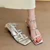 Elegantes zapatos de tacón alto plateados estilo francés para mujer, sofisticados y cómodos, zapatos de salón de tacón de gatito con punta fina, sandalias de punta cerrada estilo francés