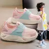 Zapatos Deportivos para Niñas 2026 Otoño Nuevos de Malla Transpirables Casuales con Velcro Ligeros para Estudiantes Campus Suela Suave