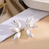 Pendientes de Flor Cepillada Nuevos y Modernos para el Trabajo, Estilo Vintage Irregular, Pendientes Geométricos de Diseño de Nicho Versátil