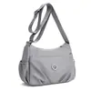 2026 Nuevo Modelo Bolso de Hombro Simple y Ligero de Tela de Nylon con Múltiples Compartimentos para Mujer, Bolso Cruzado de Viaje de Moda de Color Sólido Casual