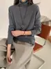 26 Nuevo Estilo de Otoño Top, Lana Merino 100% Súper Fina, Estilo Coreano Color Sólido Cuello Alto Manga Larga Tejido Camiseta Base para Mujer