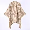 Outono e inverno senhoras monocromático cashmere frente rachada capa xale dupla face wearable quente xale Amazon venda quente