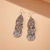 Pendientes Redondos con Borlas de Metal Estilo Europeo y Americano Transfronterizos, Sensación de Lujo Ligero y Gama Alta, Accesorios para Orejas Versátiles Simples y de Moda Venta al por Mayor