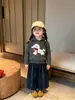 Conjunto de Suéter Lindo de Dibujos Animados para Niñas Otoño e Invierno Ropa de Invierno para Bebé Tejidos con Capucha Elegantes Jeans Versátiles de Moda