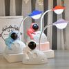 Nueva lámpara de mesa recargable creativa de astronauta, decoración de habitación infantil de hombre espacial, lámpara de mesa para lectura de estudiantes, regalo de temporada de apertura