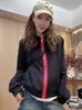 Sudadera con capucha y cremallera de color block estilo americano para mujer, nuevo diseño otoño 2026, holgada y casual, top adelgazante