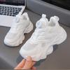 Zapatos blancos para niños, zapatillas de deporte para niños y niñas, estilo nuevo de verano, zapatos de malla transpirables de una sola pieza, suela suave para todo tipo de partidos, zapatos de papá de tamaño mediano