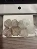Pendientes Metálicos Huecos de Flor de Lujo de Gama Alta, Nuevos Pendientes Populares de Diseño de Nicho para Mujer, Elegantes y con Estilo Accesorios para Orejas
