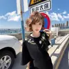 ¡Bordado! Camiseta bordada de manga corta para mujer, Marca de moda urbana de tendencia, Conjunto bordado para pareja, Top de nuevo estilo, Manga corta de marca de tendencia estilo americano
