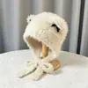 Gorro de Peluche Oso de Peluche con Lazo Hecho a Medida para Mujer, Gorro de Protección para Orejas de Otoño e Invierno, Fabricante Mayorista de Gorros de Oso de Peluche de Fábrica