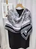 Bufanda de Algodón y Lino de Seda Coreana Nueva, Estilo Nuevo de Dongdaemun para Mujer, Versátil Cálida de Otoño e Invierno, Bufanda Chal con Letras de Moda