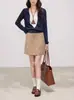 Nuevo Tejido de Punto de Color Contrastante con Cuello en U y Mangas Largas para Mujer Otoño Temprano 2025 Único y Único Top Tipo Camisa Polo de Dos Piezas Falsas