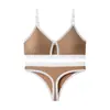 Traje de ropa interior deportiva para mujer con copa de triángulo trasero de belleza francesa transfronterizo europeo y americano, sujetador inalámbrico cómodo para pecho pequeño con hueco