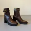 Botines de tacón alto con punta cuadrada de 7 cm, muy bonitos, ligeros, adelgazantes para mujer, tacón grueso, correa de hebilla adelgazante, botas estilo Martin, tacones altos