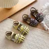 Sandalias Infantiles 2026 Verano Nuevas para Niñas con Lazo Huecas Zapatos de Princesa Niña Pequeña Tejidas Suela Suave Sandalias Romanas