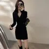 Estilo Moda Vestido con Bolsillo Falso y Cuello en V para Mujer Otoño/Invierno Ceñidor de Cintura Adelgazante Capa Base Sexy Ajustado a la Cadera Minifalda