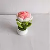 Venta al por mayor de fábrica transfronteriza adornos de flores artificiales en maceta de rosa de lana tejida a mano venta caliente