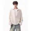 26 Camisa casual de outono de manga comprida, estilo novo, two-piece falso, estilo old money, solta, texturizada, versátil, com lapela, para homens, moderna