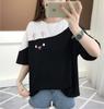 2026 Verano Nuevo Bordado de Conejo Estilo Coreano Color Bloque Camiseta Superior para Estudiante Holgada Manga Corta Ropa para Mujer Venta al por Mayor