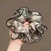 Scrunchie de rede colorido e oversized com alta elasticidade e alto apelo estético, acessório de cabelo multicamadas estilo francês
