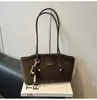Bolsa de Ombro Casual Nicho Estilo Coreano de Inverno para Mulheres, Bolsa de Braço Simples Retro para o Dia a Dia, Nova Bolsa da Moda 2026