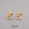 Pendientes Pequeños de Cruz Personalidad Divertida Mate Diarios Dulces Frescos Pendientes 2022 Nuevo Diseño de Nicho Japonés y Coreano Plata 925