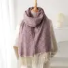 Cachecol Xale Quente Jacquard Imitação de Caxemira Estilo Chanel Unissex Universal Outono e Inverno Fio Circular Cachecol com Franja Versátil Novo
