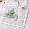 K9 Nuevo Súper Brillante Imitación Fondo Plano Verde Claro Pedrería para Uñas Mini Pedrería Pedrería Verde de Forma Irregular Pegatinas para Uñas Decoraciones
