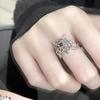 Anillo de Uña de Araña con Gema Negra Retro Oscuro Diseño de Nicho Sentido Viento Frío Personalidad Abierta