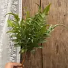 Pico de bambu de galho alto céu estrelado dente-de-leão verde escuro verde claro estilo floresta celebração de casamento decoração marcador de corredor arranjo de flores teto alto material de folha