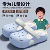 Crocs para Niños Estilo Verano Suela Suave Antideslizantes Transpirables Sandalias para Bebé Se Pueden Usar Afuera Estilo Padre-Hijo Niños y Niñas Zapatos de Playa