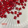 Uña diamante roja de fondo puntiagudo Decoraciones mixtas de diamantes al por mayor Año Nuevo rojo amor gordo uña cuadrada decoraciones de diamantes