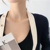 Collar de acero de titanio de lujo ligero con diseño de nicho para mujer, cadena para clavícula, nuevos accesorios de oro de 18K, cadena para suéter