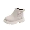 Botas de cuero para niños, nuevos modelos de primavera y otoño, botas lisas y clásicas de color sólido para niños pequeños, modernas botas estilo coreano Martin para niñas pequeñas