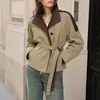 Moda Femenina Otoño 2026 Estilo Europeo y Americano Gabardina, Abrigo Corto de Color Sólido con Cinturón de Lazo de Diseñador