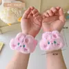 Impermeable hasta el puño Limpia el sudor y la humedad Resistente al sudor y la humedad Artefacto Felpa de Dibujos Animados Pulsera de Lavado para la Muñeca Aro para el Cabello de Deporte Lavable Accesorios para el Cabello de Niños