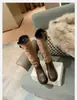 Mesmo estilo de Sichen~Botas de cavaleiro de couro macio com salto escondido emagrecedoras para mulheres 2026 Chegada Nova de Outono Botas altas Botas empilhadas para mulheres