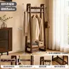 Perchero de madera maciza 2026 modelo nuevo perchero de pie para dormitorio estante de almacenamiento para el hogar junto a la cama para ropa sucia y sombreros