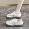Zapatillas de entrenamiento alemanas para mujer 2026 nuevo verano malla hueca fina zapatillas deportivas casuales con suelas suaves que no cansan los pies, zapatillas blancas