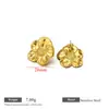 Pendientes de acero inoxidable con flor tridimensional repujada transfronterizos, pendientes florales repujados vintage personalizados europeos y americanos, venta al por mayor de joyería